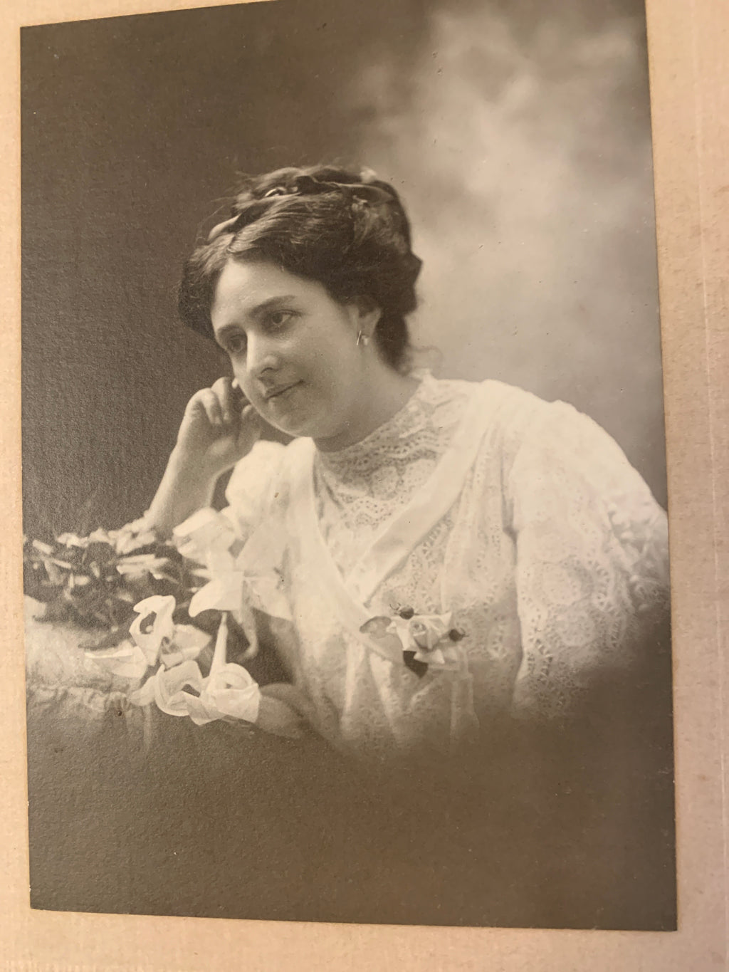 Lotto 2 Antiche Fotografie Ritratti Donna Studio Chandler Buenos Aires D'Epoca