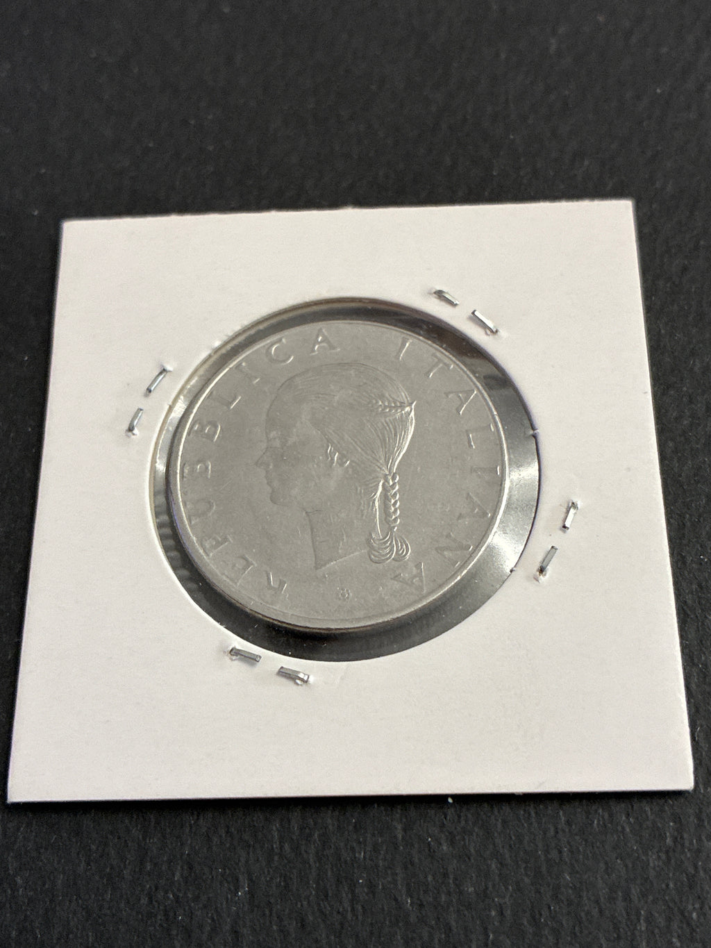 100 lire del 1979 FAO variante errore di conio senza firma incisore