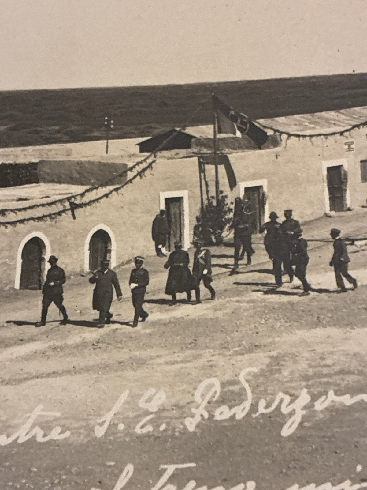 Fotocartolina Regio Esercito Libia - N. 28 Azizia - Visita S.E. Federzoni al Forte e Treno Ministeriale - Eccezionale Documento Storico Non Viaggiata