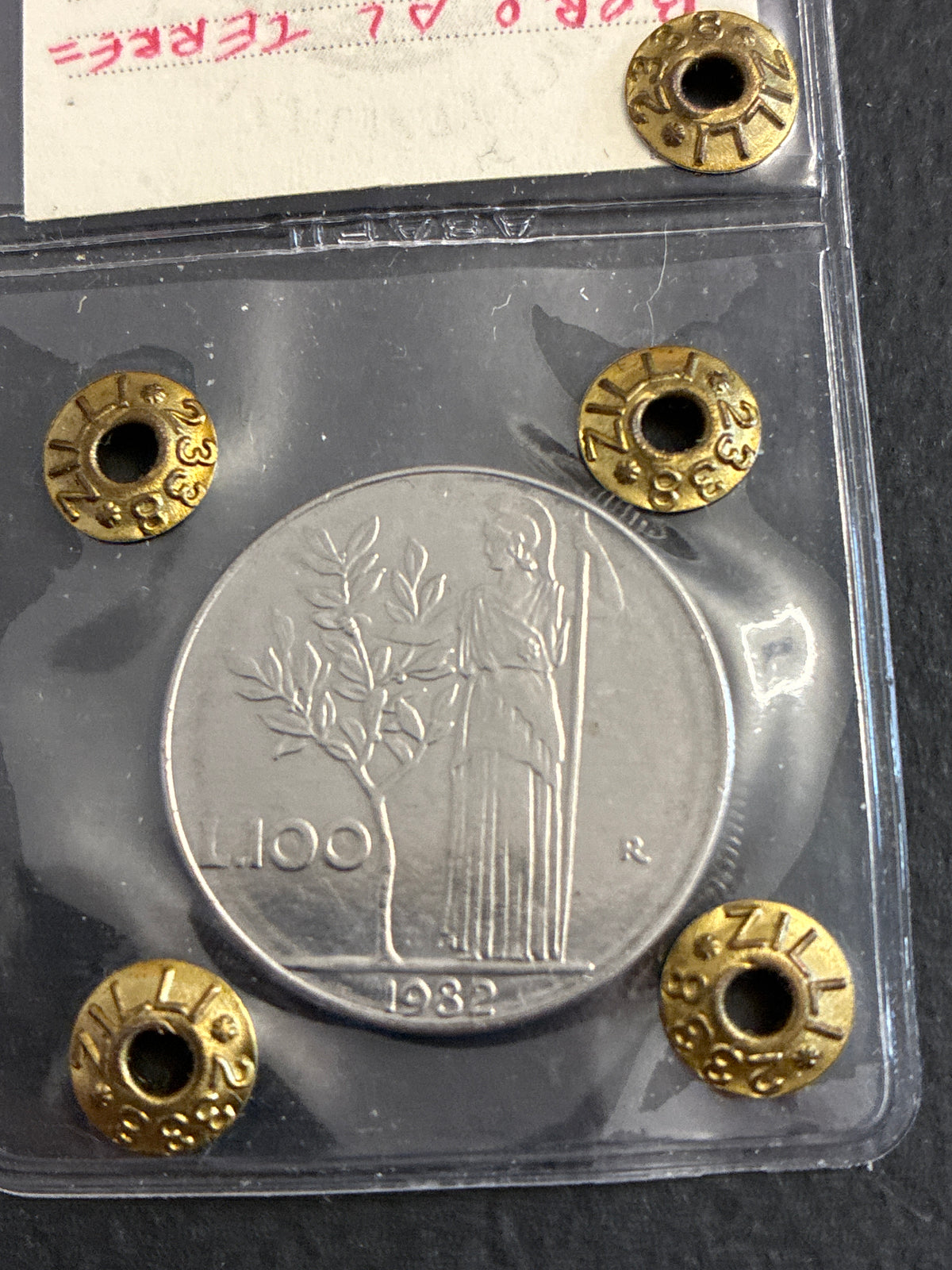 100 Lire 1982 Minerva con Riga di Metallo in Rilievo dal Bordo al Terreno Periziata