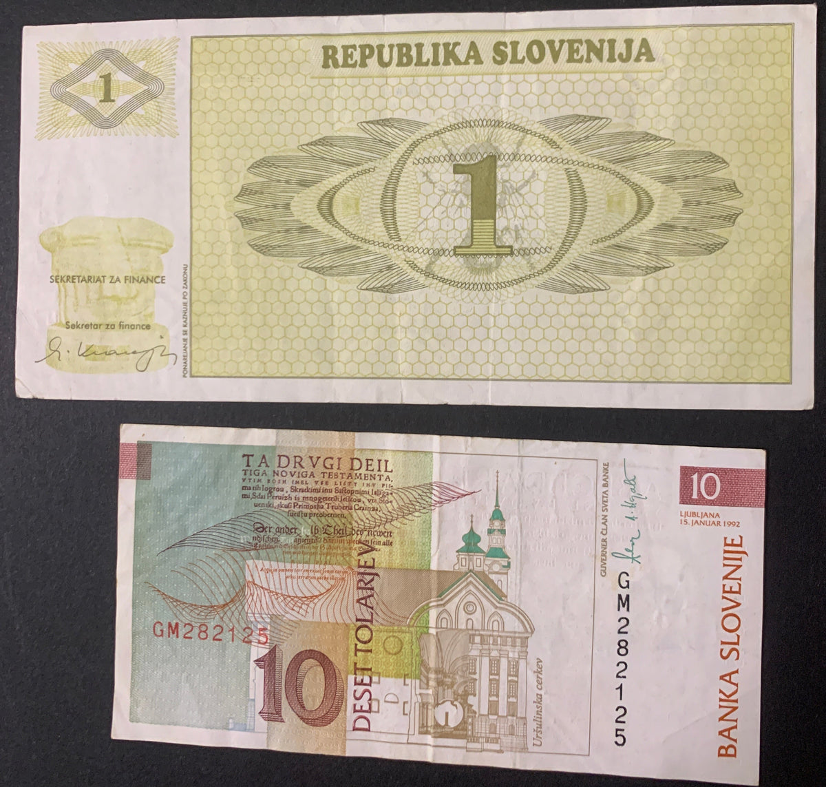 Lotto 2 Banconote Vintage Slovenia (1990–1992) – 1 e 10 Tolarji / Buono Provvisorio