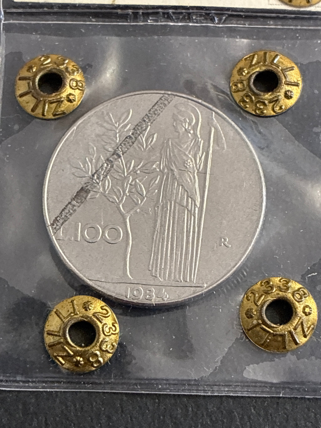 100 Lire 1984 Minerva Spettacolare Sfaldamento di Laminazione Periziata SPL