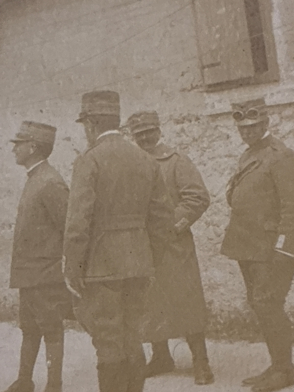 Foto Unica e Inedita WW1 - Sua Maestà il Re Vittorio Emanuele III d'Ispesione al Fronte con il Duca d'Aosta e Cane Mascotte