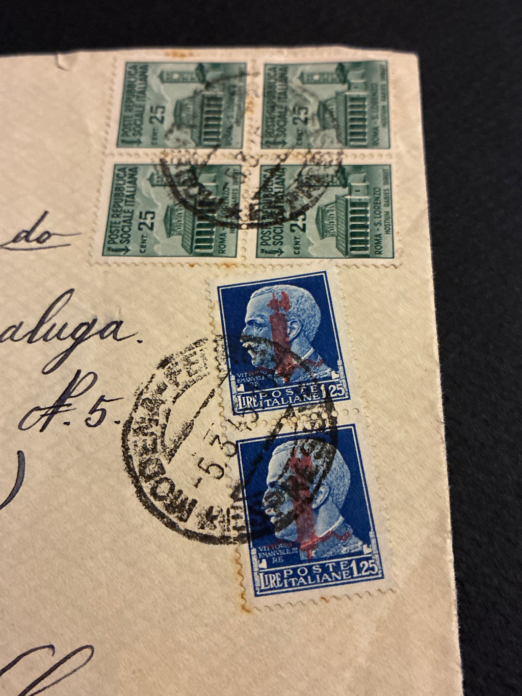 Repubblica Sociale Italiana: lettera per espresso da Modena a Genova del 5 marzo 1945 affrancata con blocco di quattro da 25 Centesimi della serie Monumenti Distrutti e coppia da 1,25 Lire della serie Imperiale con sovrastampa del fascetto in rosso in esa