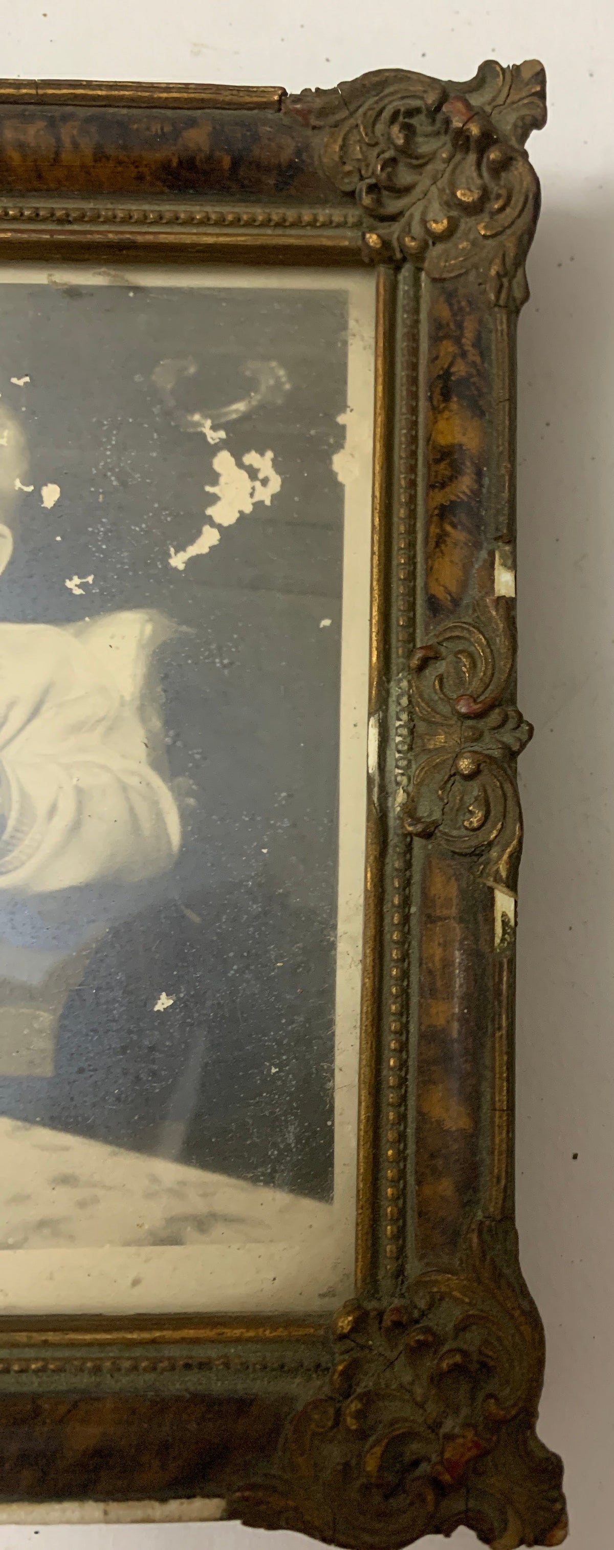 Cornice Antica dell'800 in Legno Dorato e Finto Guscio di Tartaruga