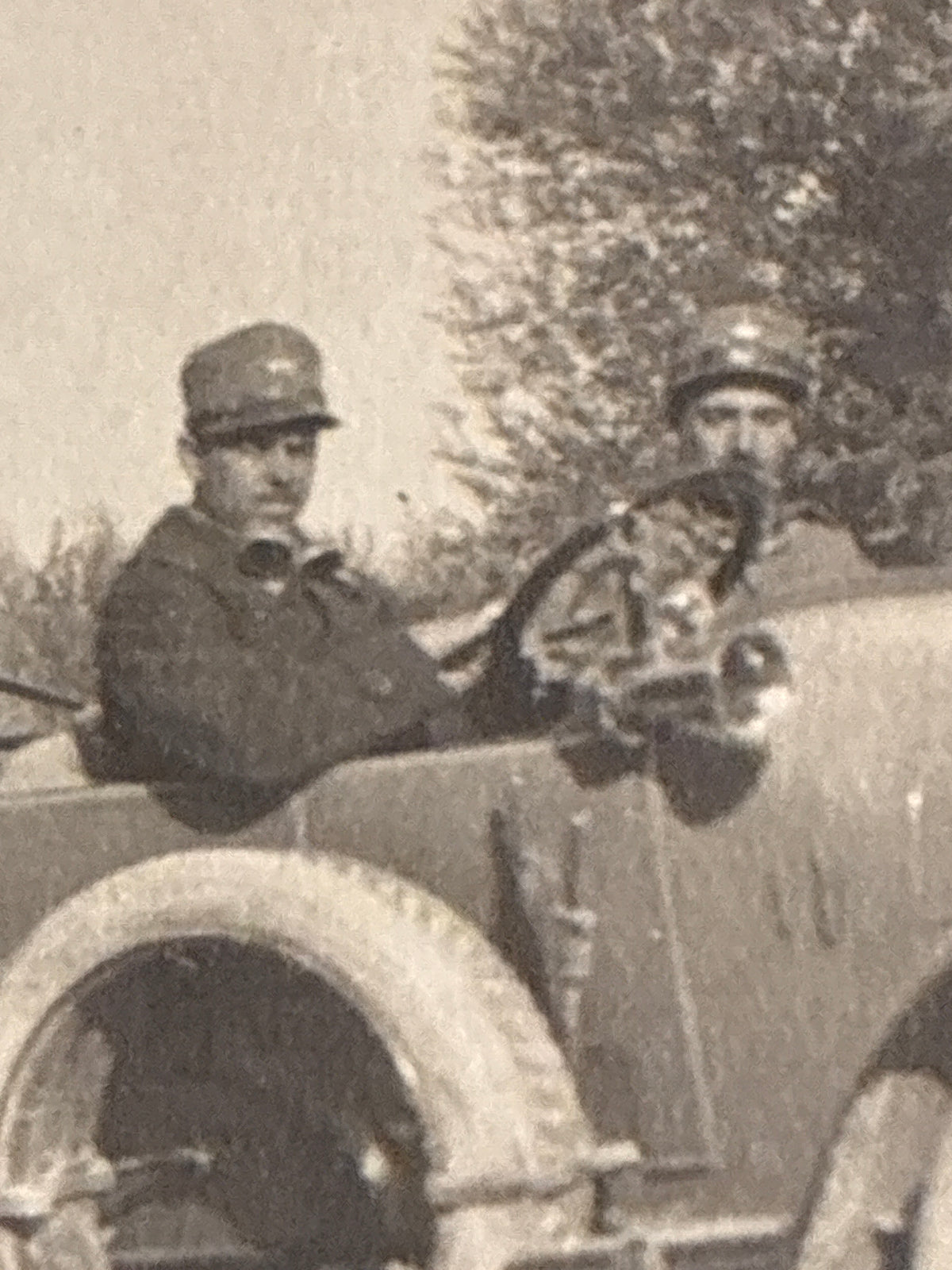 Foto Epoca Autovettura Militare Fiat 4 con il Duca d'Aosta Emanuele Filiberto al Fronte