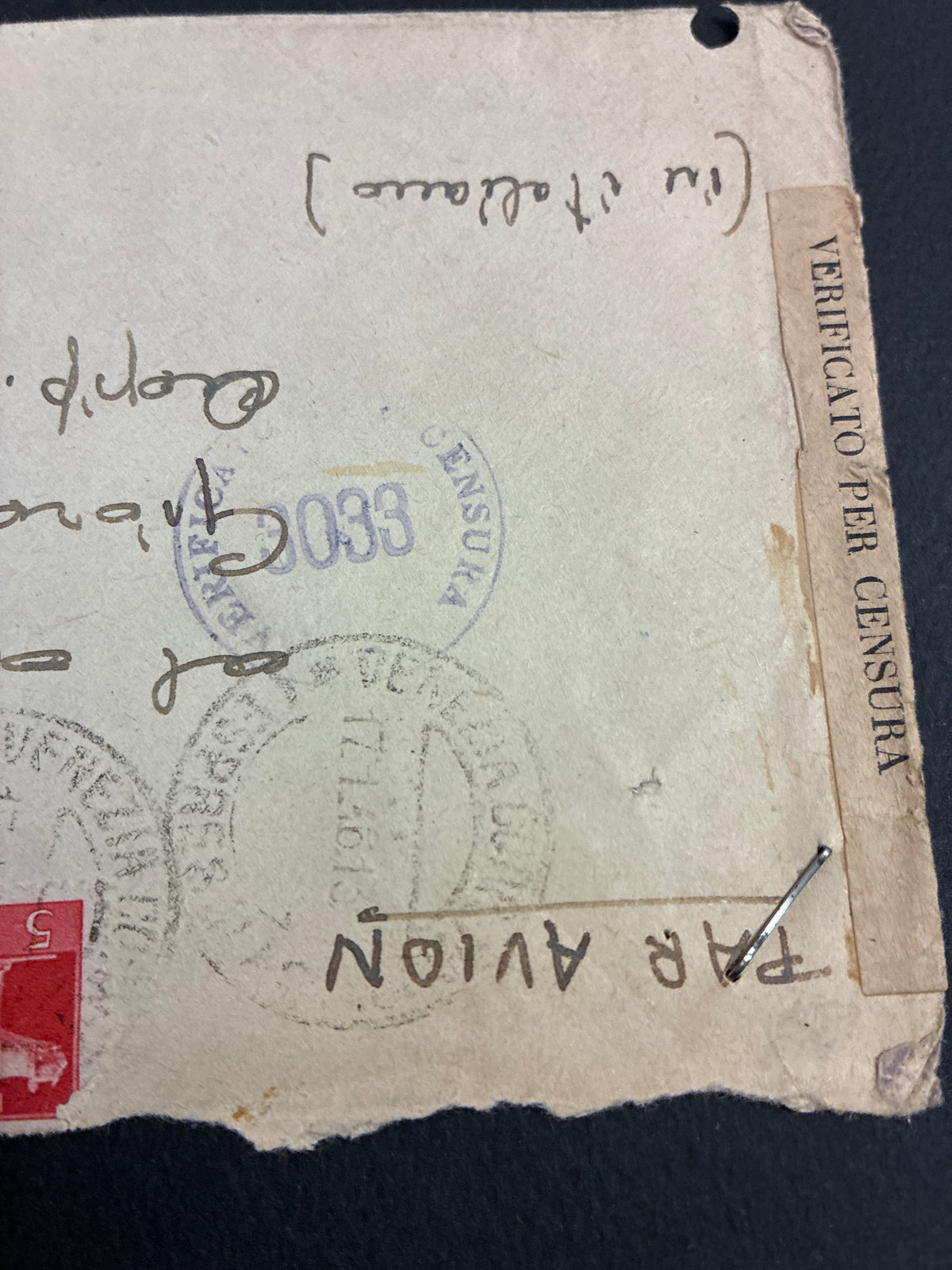 Busta via aerea del 1946 da Venezia ad Asmara (Eritrea) con affrancatura della Luogotenenza e fascetta di censura.