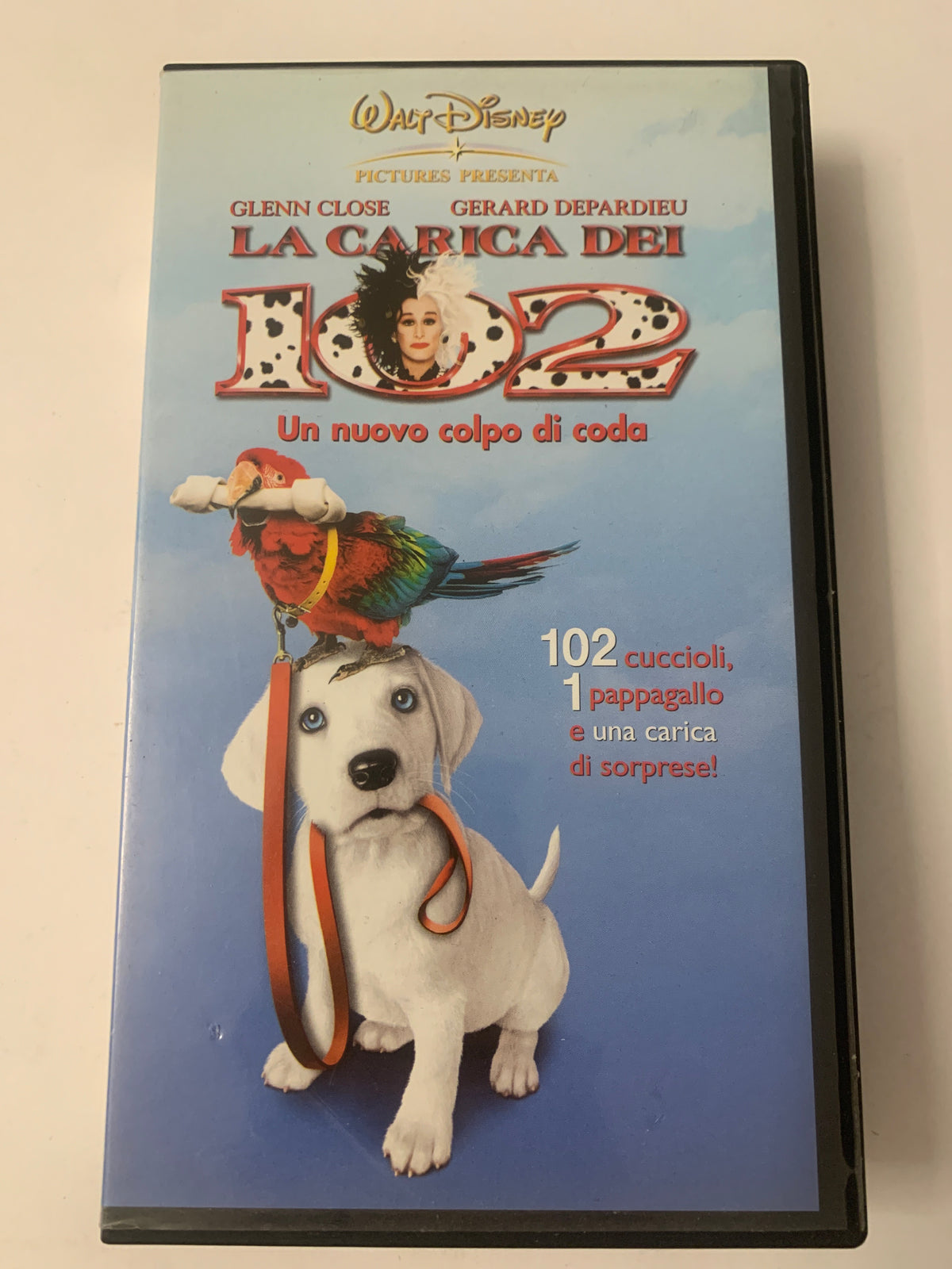 Lotto 2 VHS Disney "102 La carica dei 101" e "Pocahontas II - Viaggio nel Nuovo Mondo"