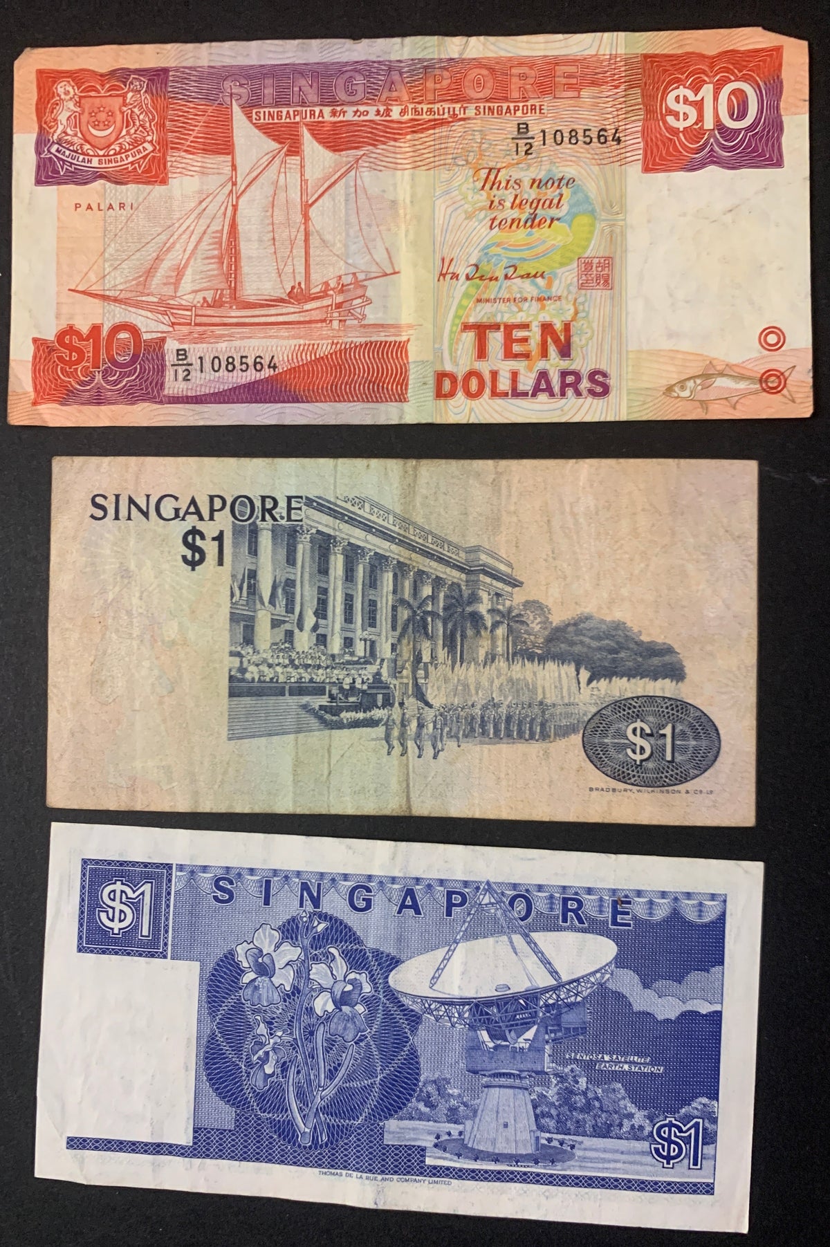 Lotto 3 Banconote Vintage Singapore – 1 e 10 Dollari (Serie Uccelli e Navi)