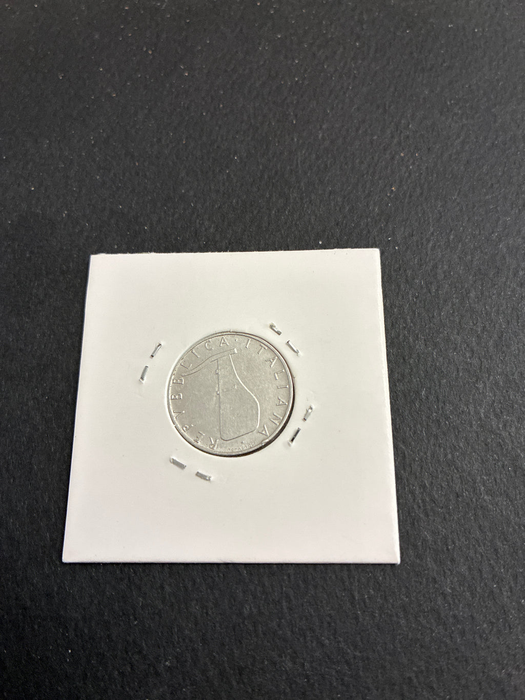 5 lire del 1972 Delfino con errore di conio asse ruotato a 340° gradi