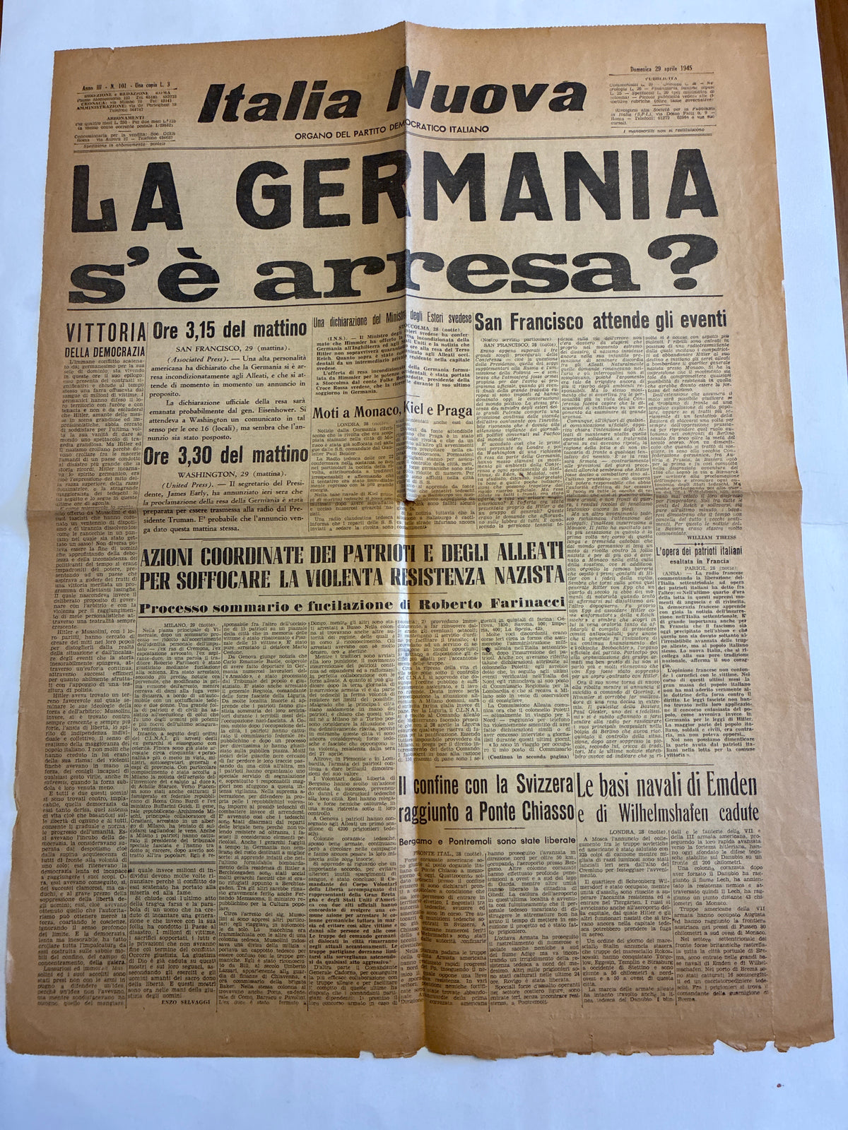 Raro Quotidiano Originale Italia Nuova 29 Aprile 1945 - Edizione Completa Roma - La Germania si è Arresa