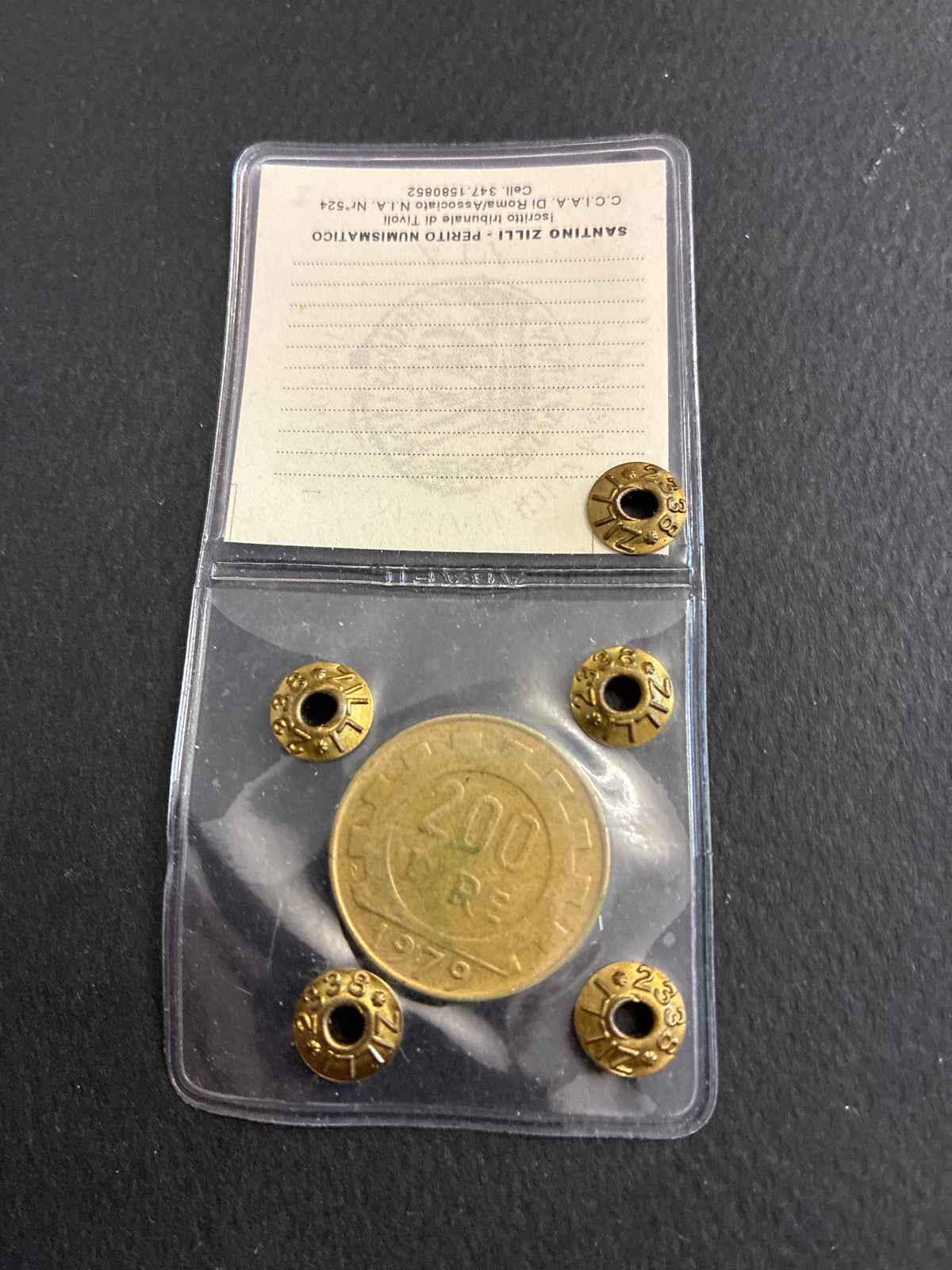 200 Lire 1979 "Lavoro" Errore Testa Pelata e Depressione sulla Lettera I in Perizia BB