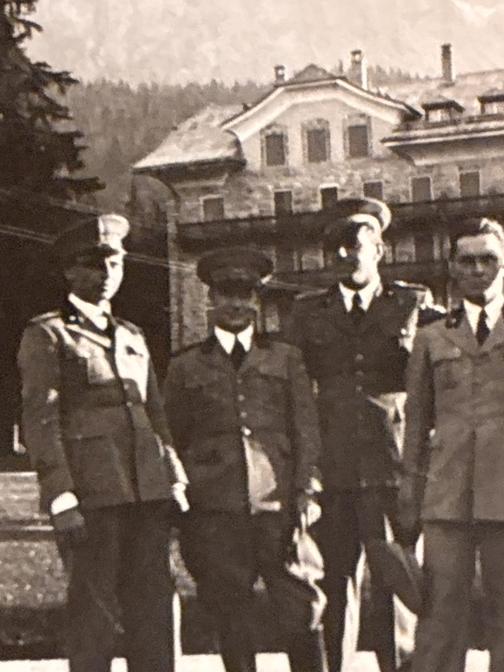 FOTO MILITARE 1937 HOTEL CAREZZA DOLOMITI UFFICIALI GUARDIA DI FINANZA CON CARLO DABALÀ