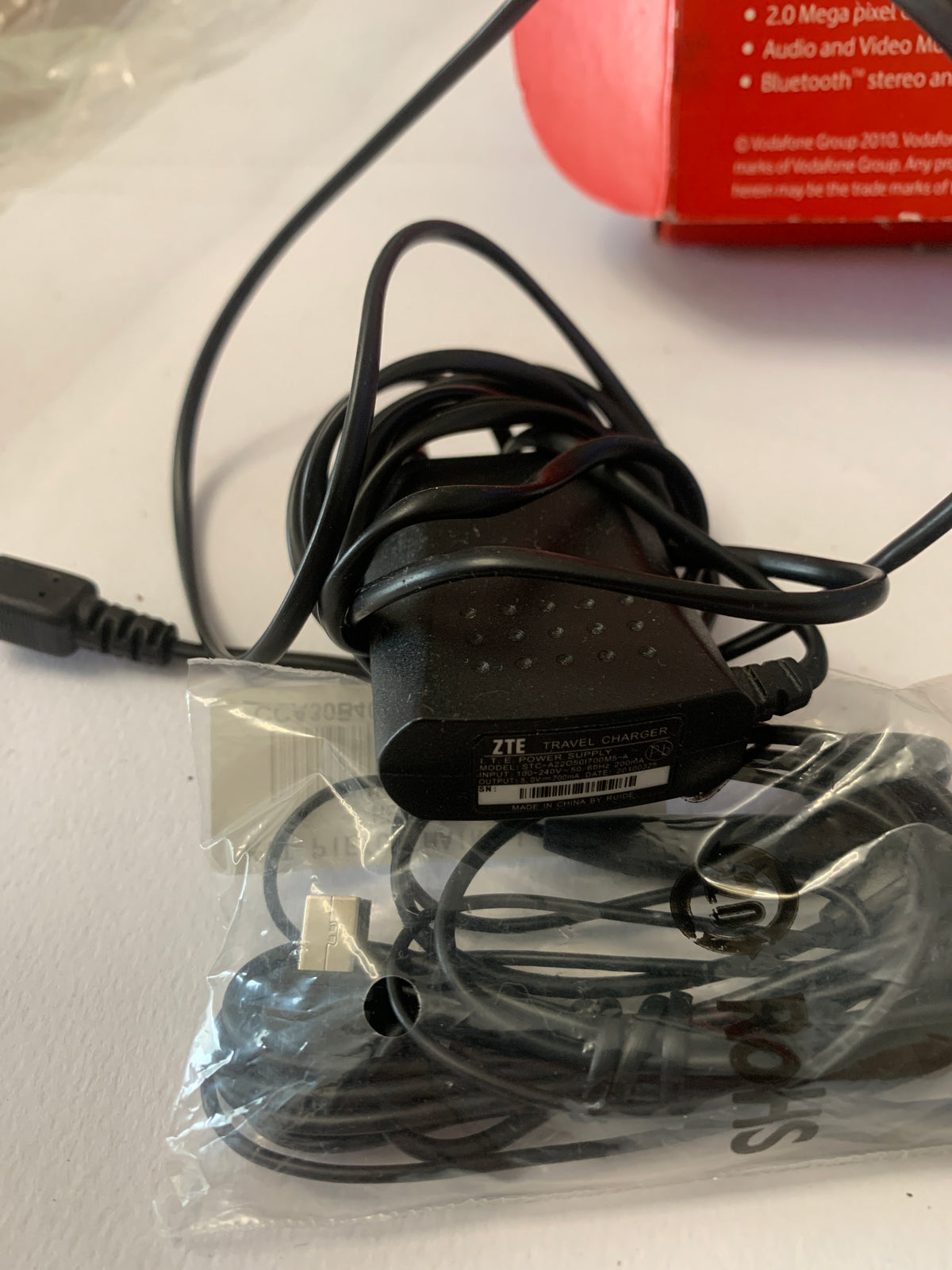 Telefono Cellulare Vodafone 547 Touchscreen Completo di Scatola e Accessori Originali