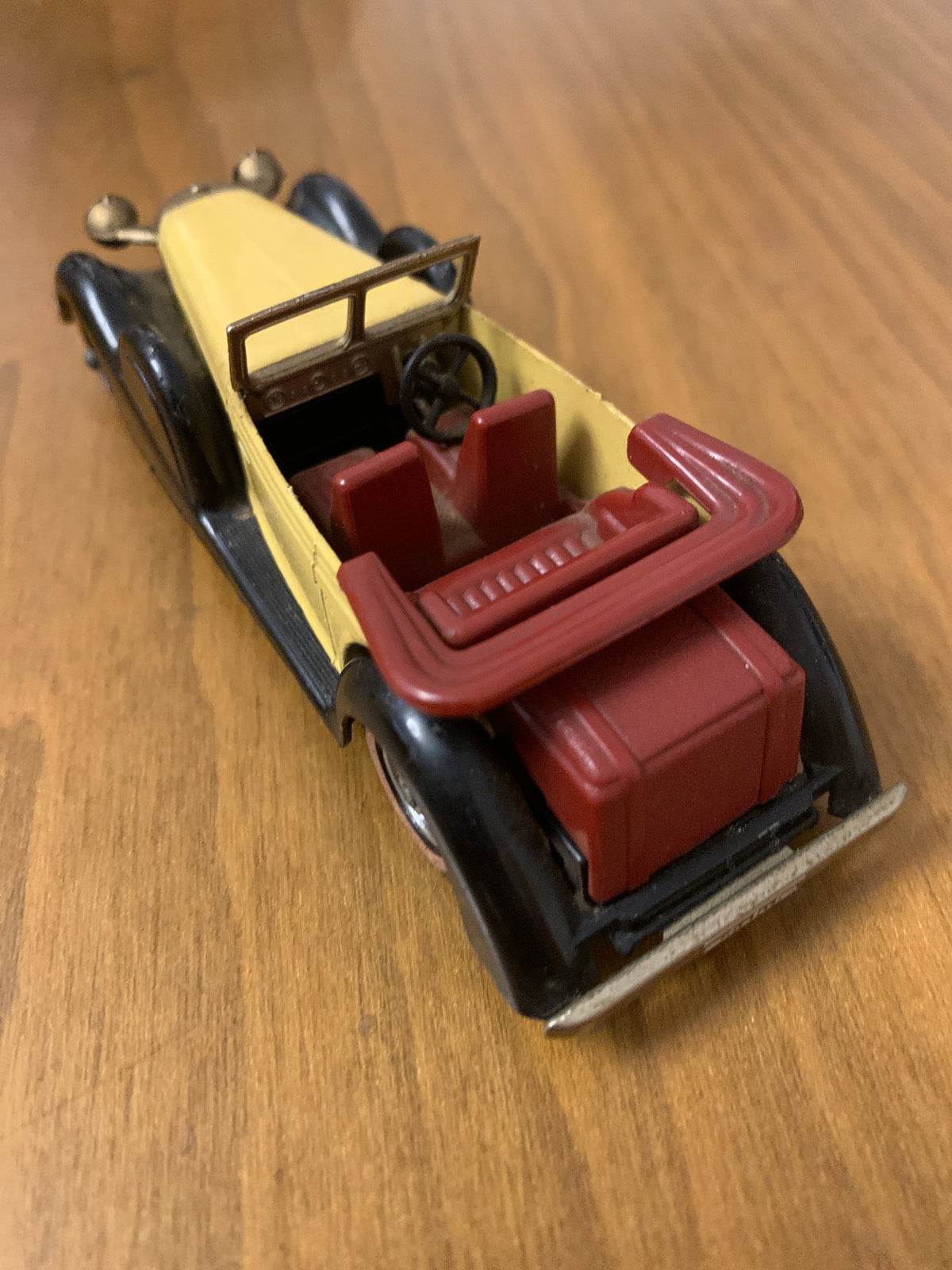 Matchbox Models of Yesteryear Y-11 1938 Lagonda Drophead Coupe Made in England (1972)