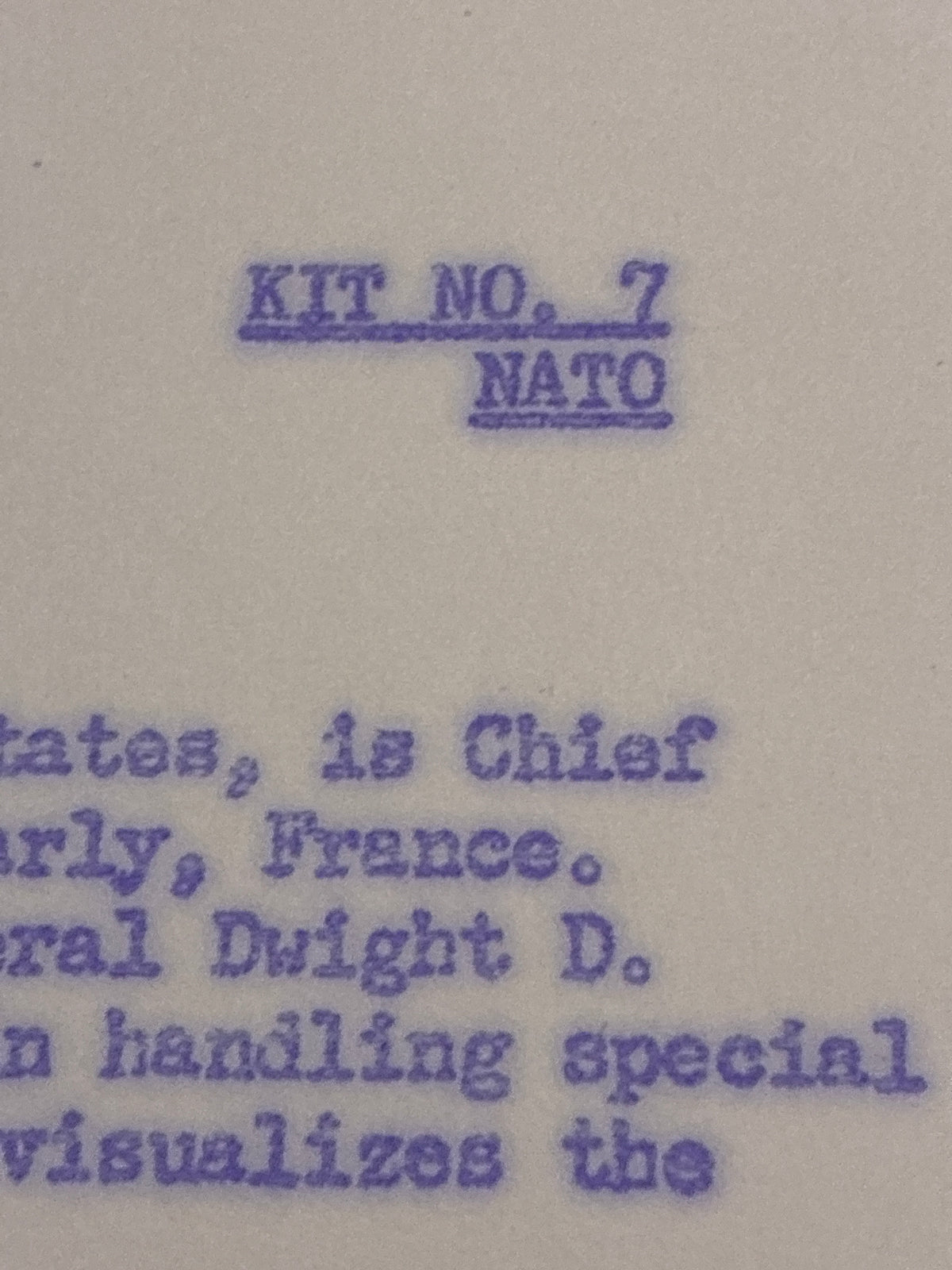 Foto d'epoca stampa militare NATO 1952 Generale Alfred Gruenther braccio destro Eisenhower mappa Patto Atlantico SHAPE originale 20x25 cm
