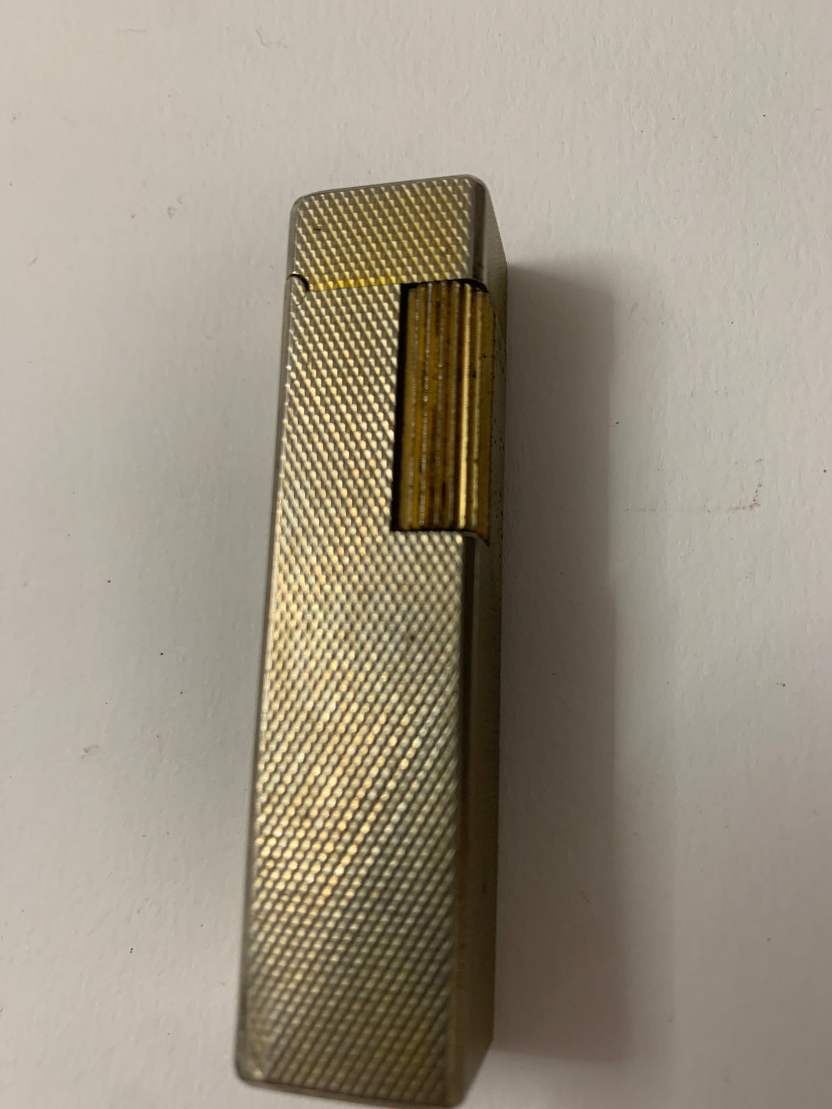 Accendino Vintage WIN a Gas Slim Lavorazione Diamantata