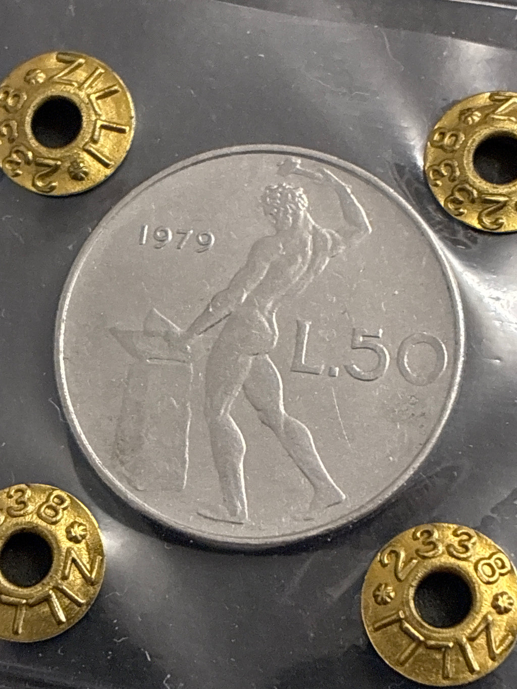 50 Lire 1979 Vulcano - Manca il Segno di Zecca - Periziata BB Zilli - Rif 195