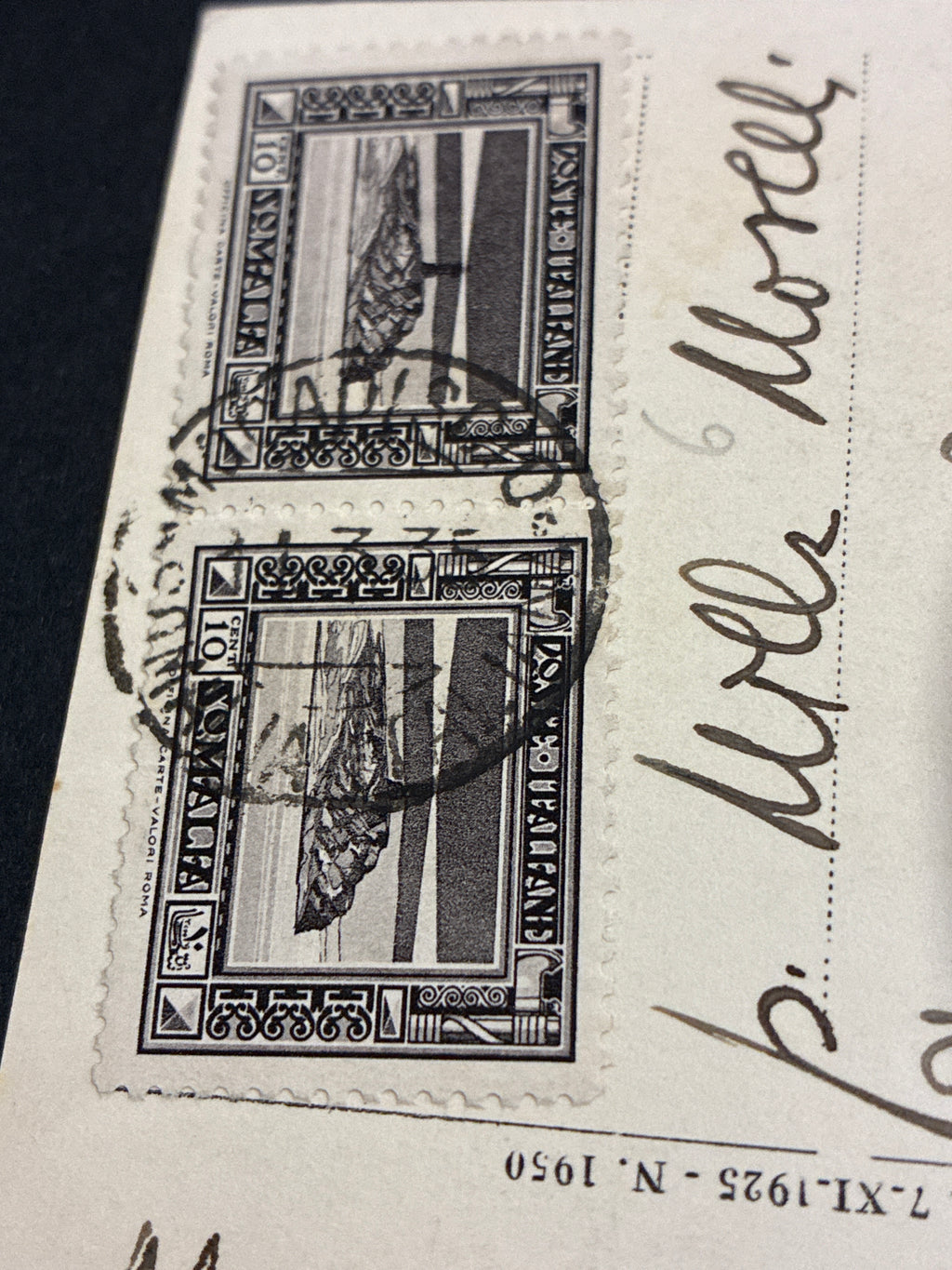 Cartolina Coloniale "Somalia Italiana - Donna somala" con Doppia Affrancatura da 10 Centesimi Spedita da Mogadiscio