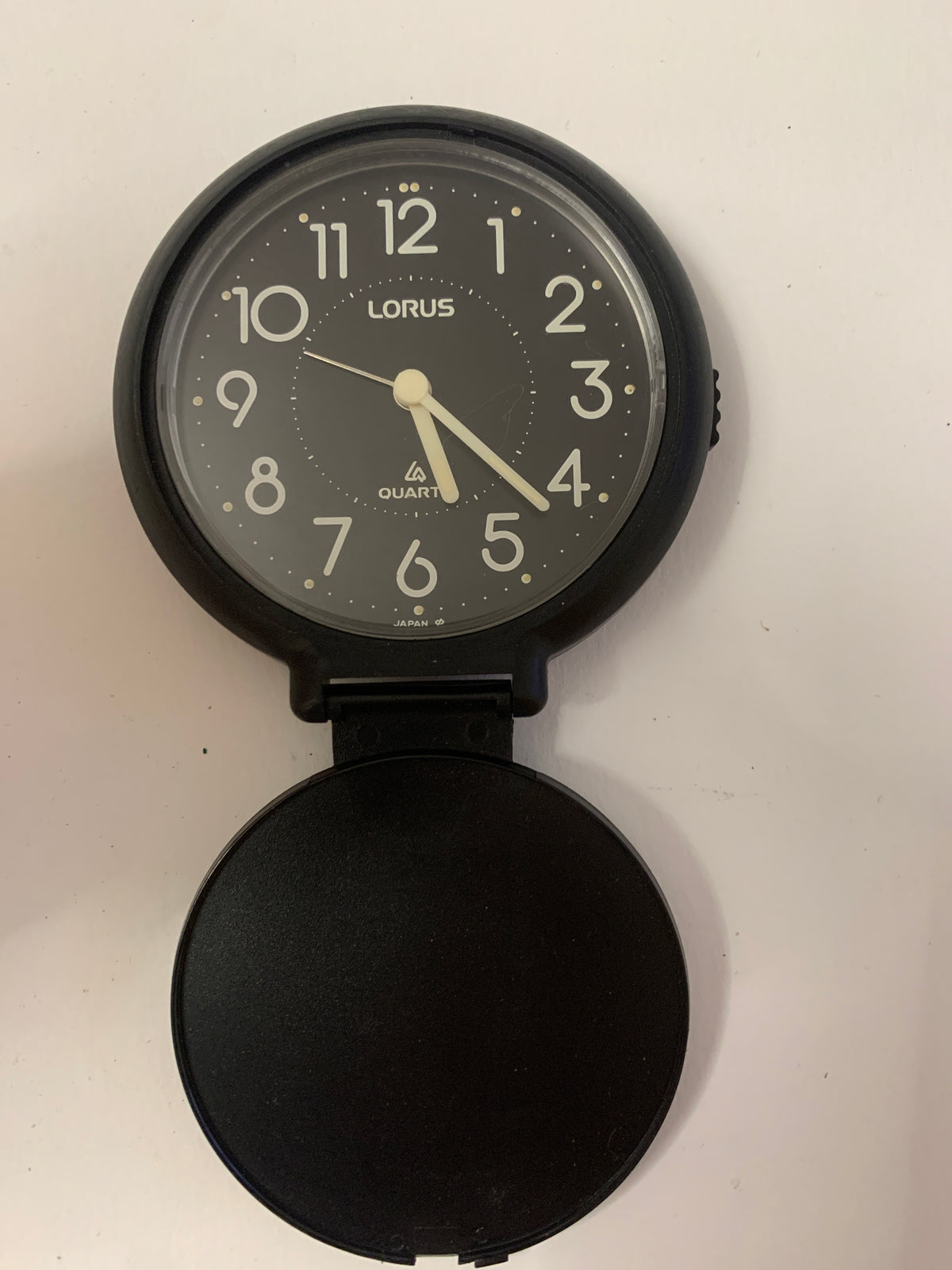 Sveglia da viaggio vintage Lorus Quartz nera pieghevole