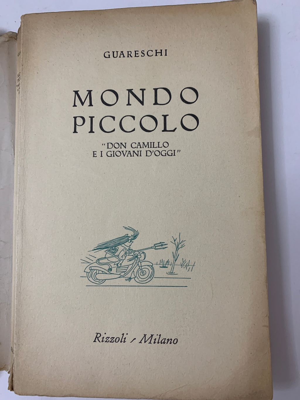 Libro Giovannino Guareschi - Don Camillo e i giovani d'oggi - Rizzoli 1969 (4ª Edizione)