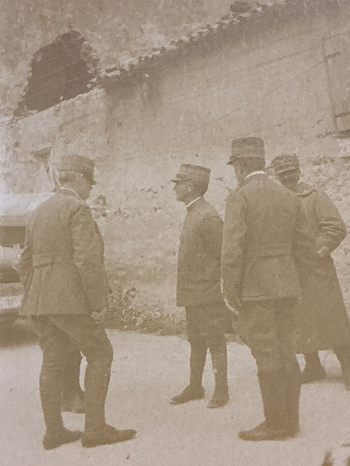 Foto Unica e Inedita WW1 - Sua Maestà il Re Vittorio Emanuele III d'Ispesione al Fronte con il Duca d'Aosta e Cane Mascotte