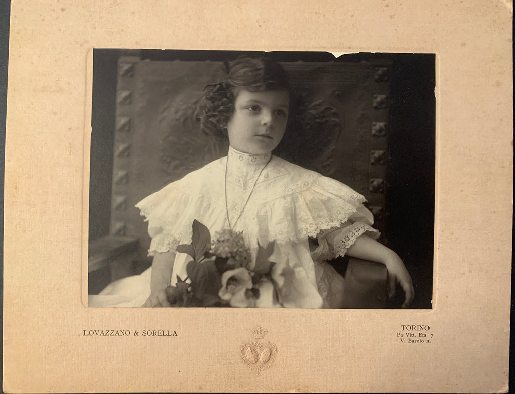 Antica Fotografia Ritratto Bambina con Fiori Studio Lovazzano & Sorella Torino D'Epoca