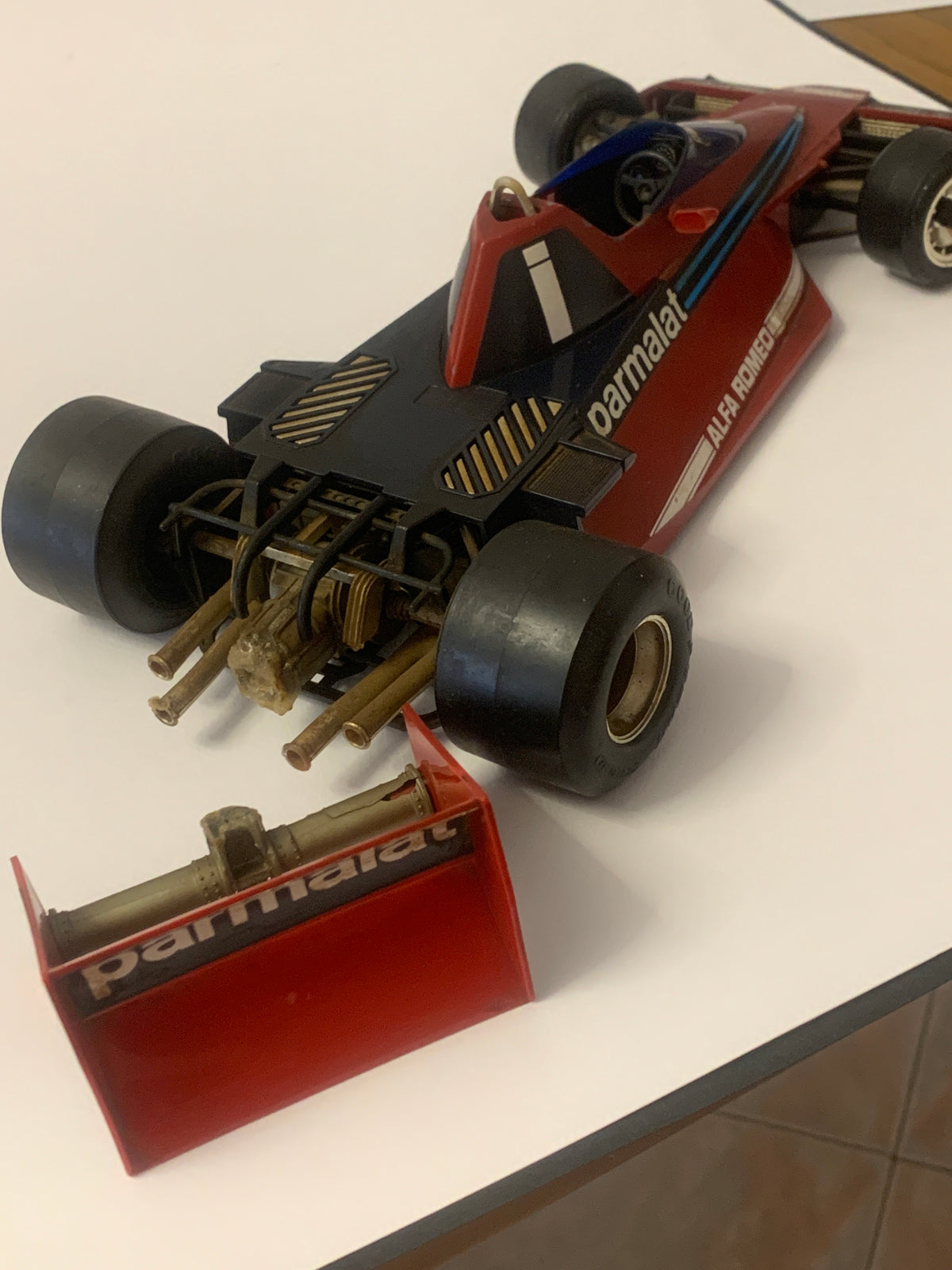 Modellino Bburago 1/14 Brabham Alfa Romeo BT46 Parmalat F1 Vintage (Cod. 2103)