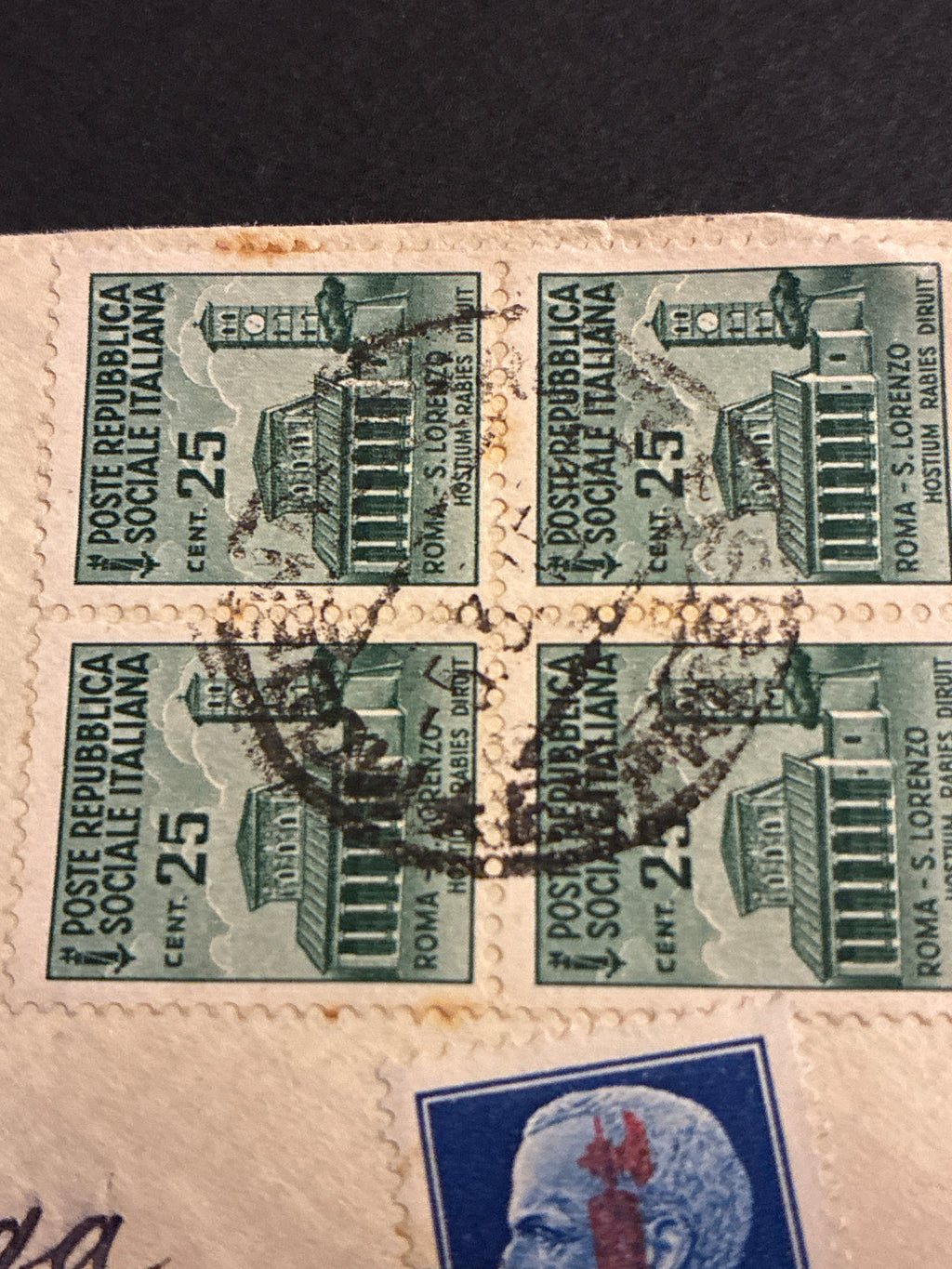 Repubblica Sociale Italiana: lettera per espresso da Modena a Genova del 5 marzo 1945 affrancata con blocco di quattro da 25 Centesimi della serie Monumenti Distrutti e coppia da 1,25 Lire della serie Imperiale con sovrastampa del fascetto in rosso in esa