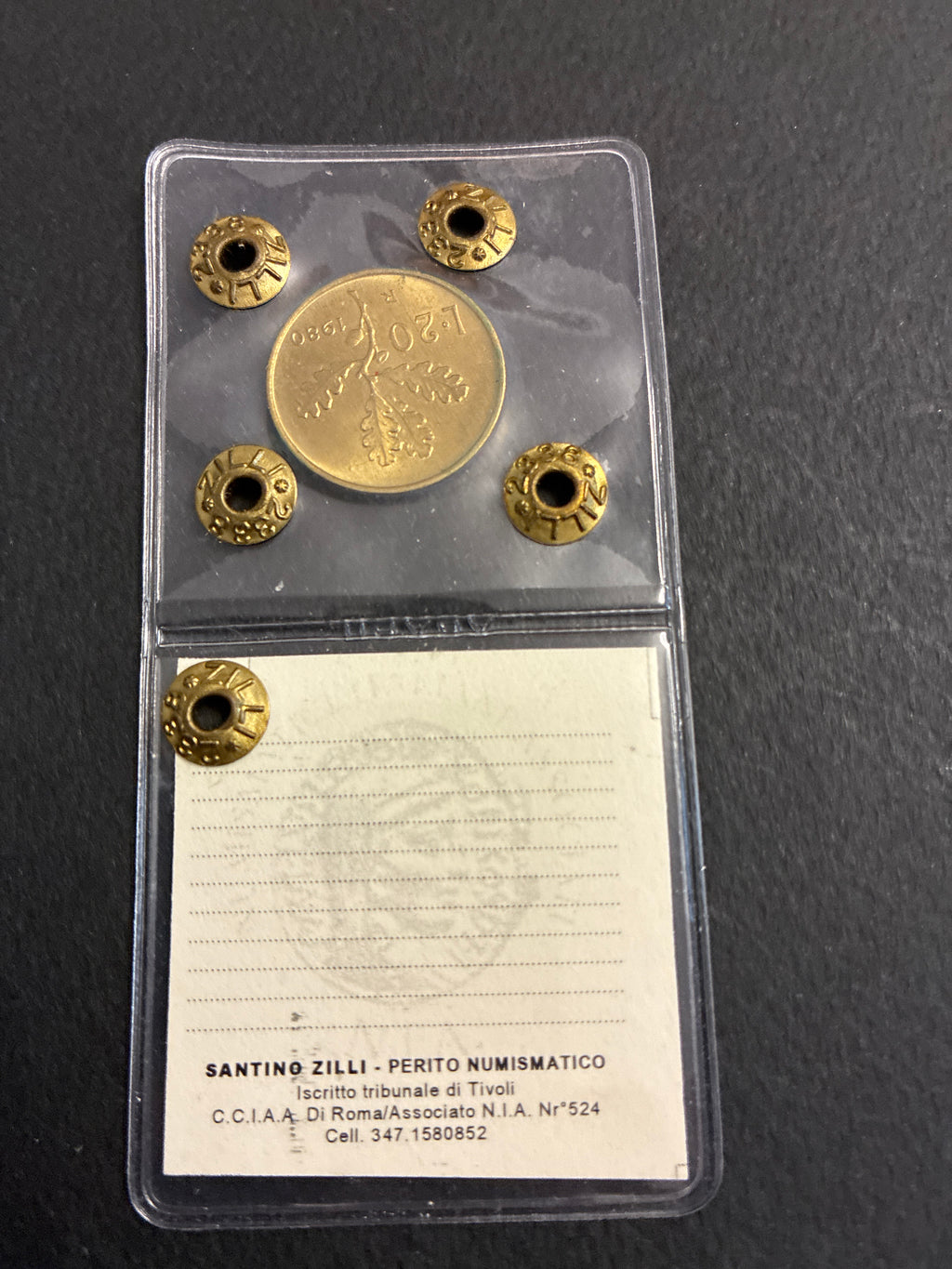 Moneta da 200 Lire 1980 Periziata Zilli - Errore di Conio: Manca L'Orecchio Q.FDC