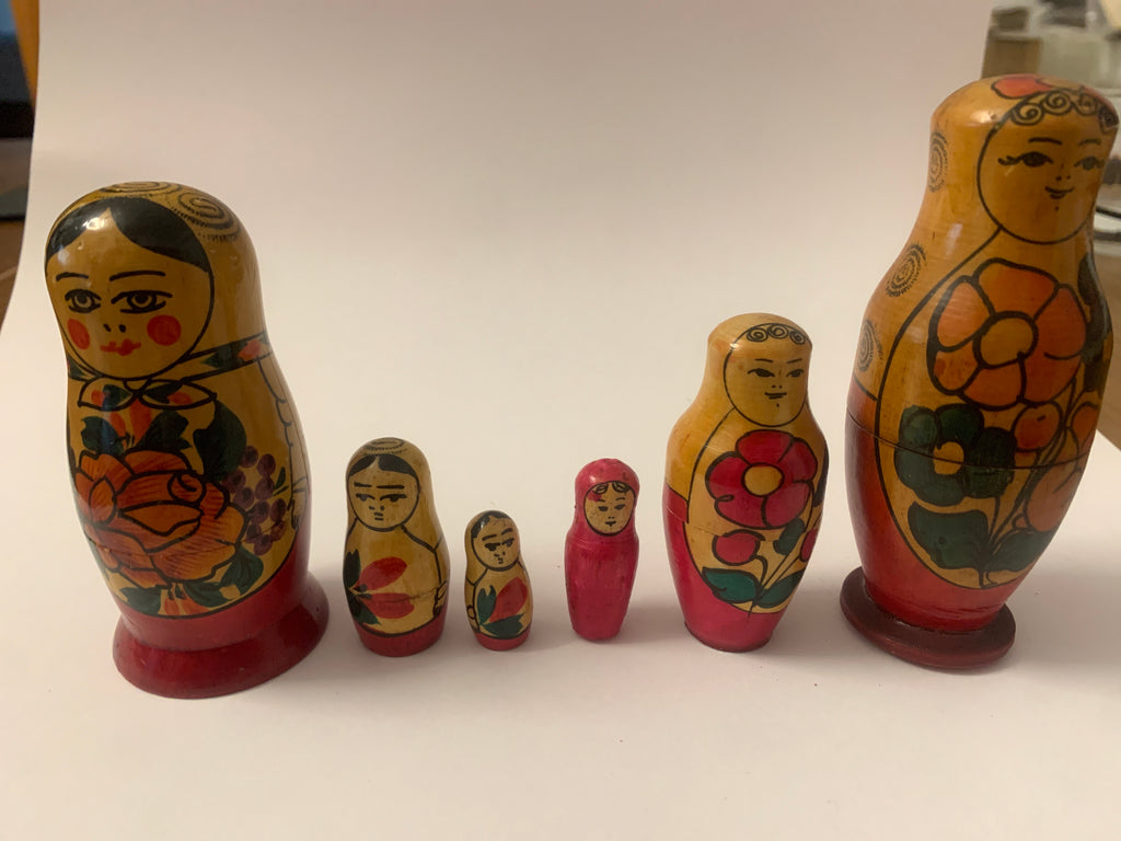 Lotto 2 Set Matrioske Russe Vintage in Legno Dipinte a Mano - Bambole Tradizionali (3+3 Pezzi)