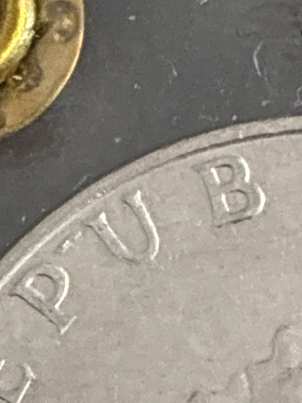 Moneta periziata da 100 Lire 1979 FAO - Variante con errore di conio "Riga di metallo in rilievo verticale" - Grado SPL / NC