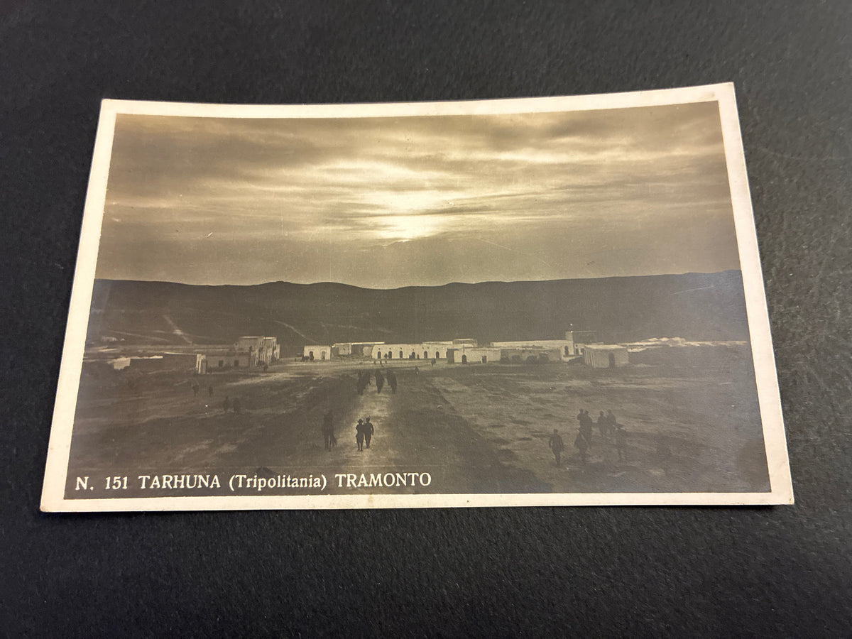 Cartolina Coloniale Libia Tarhuna (Tripolitania) - Veduta del Paese al Tramonto - Foto G. Pucci Ed. A. Traldi Milano Non Viaggiata