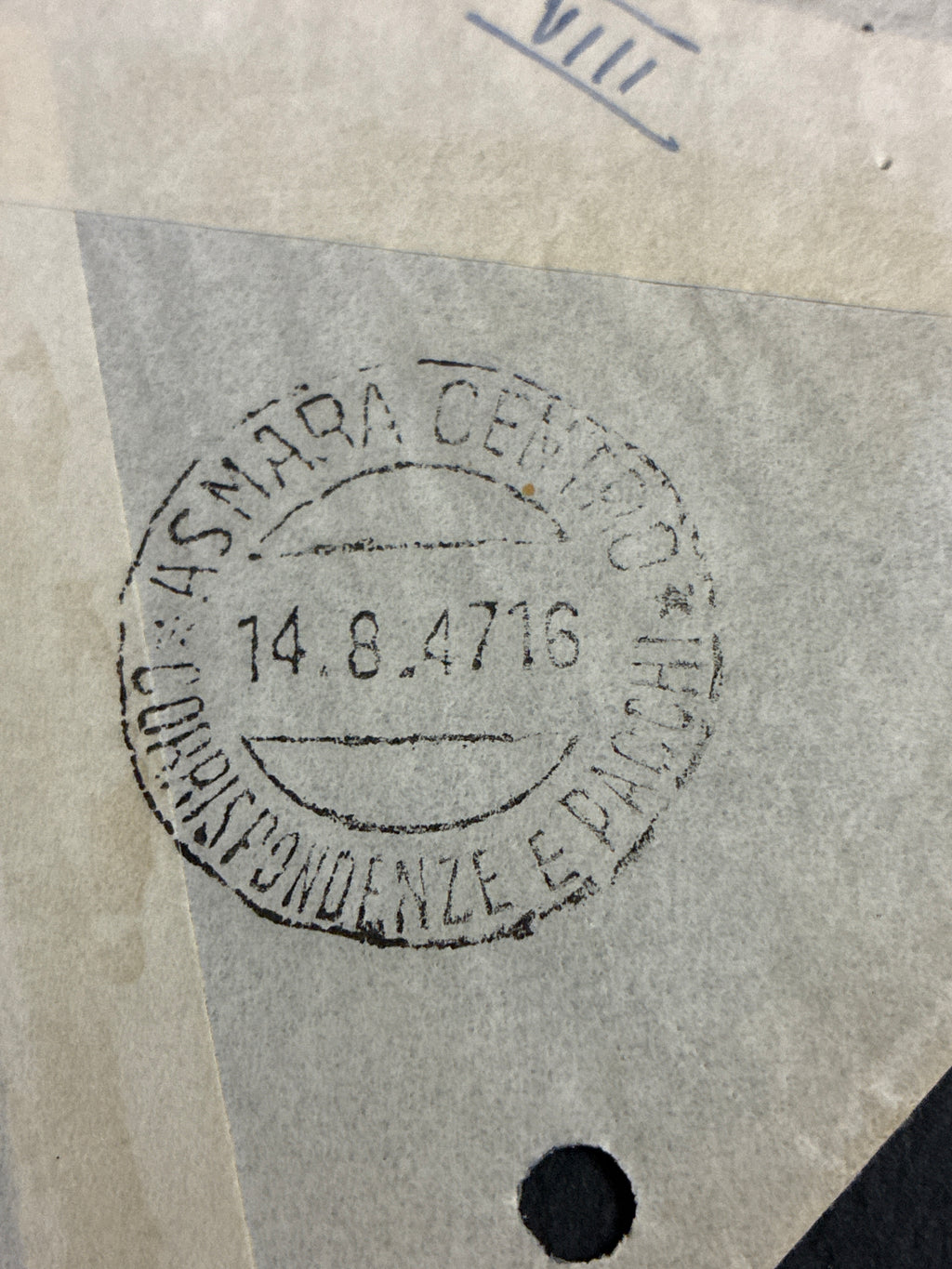 Busta intera per Posta Aerea del 1947 da Roma ad Asmara (Eritrea), affrancata con 65 Lire (coppia Rondini 25L. + Democratica 15L.), diretta al dirigente AGIP Giorgio Belforti nel periodo della presidenza di Enrico Mattei