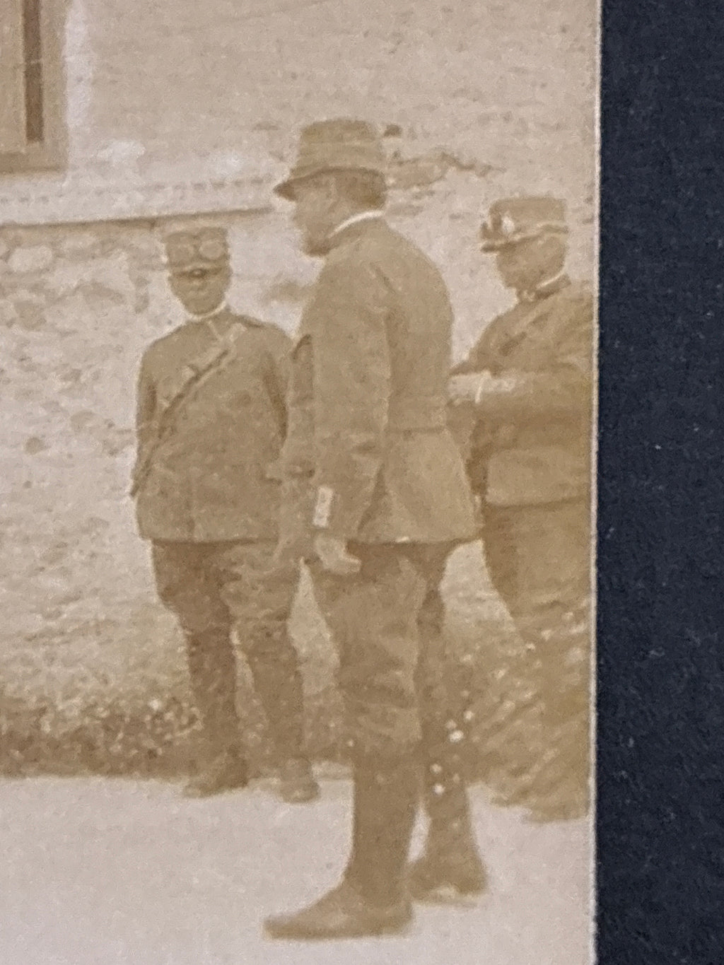 Foto Unica e Inedita WW1 - Il Re Vittorio Emanuele III a Colloquio con il Duca d'Aosta e lo Stato Maggiore sul Fronte Italiano
