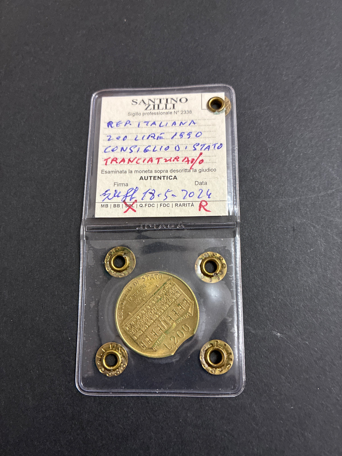 200 Lire 1990 "Consiglio di Stato" – Eccezionale Errore di Tranciatura del Tondello, Rara, SPL